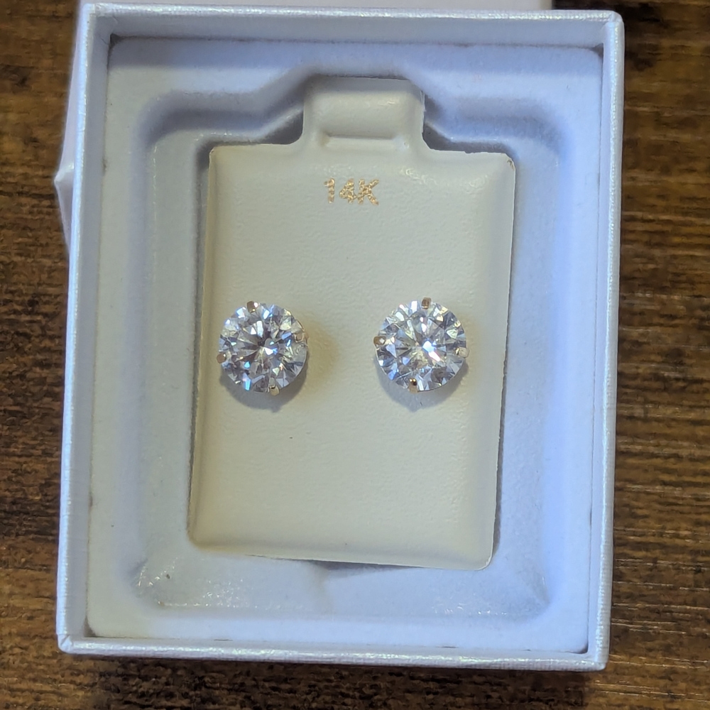 Elegant Silver Stud Earrings